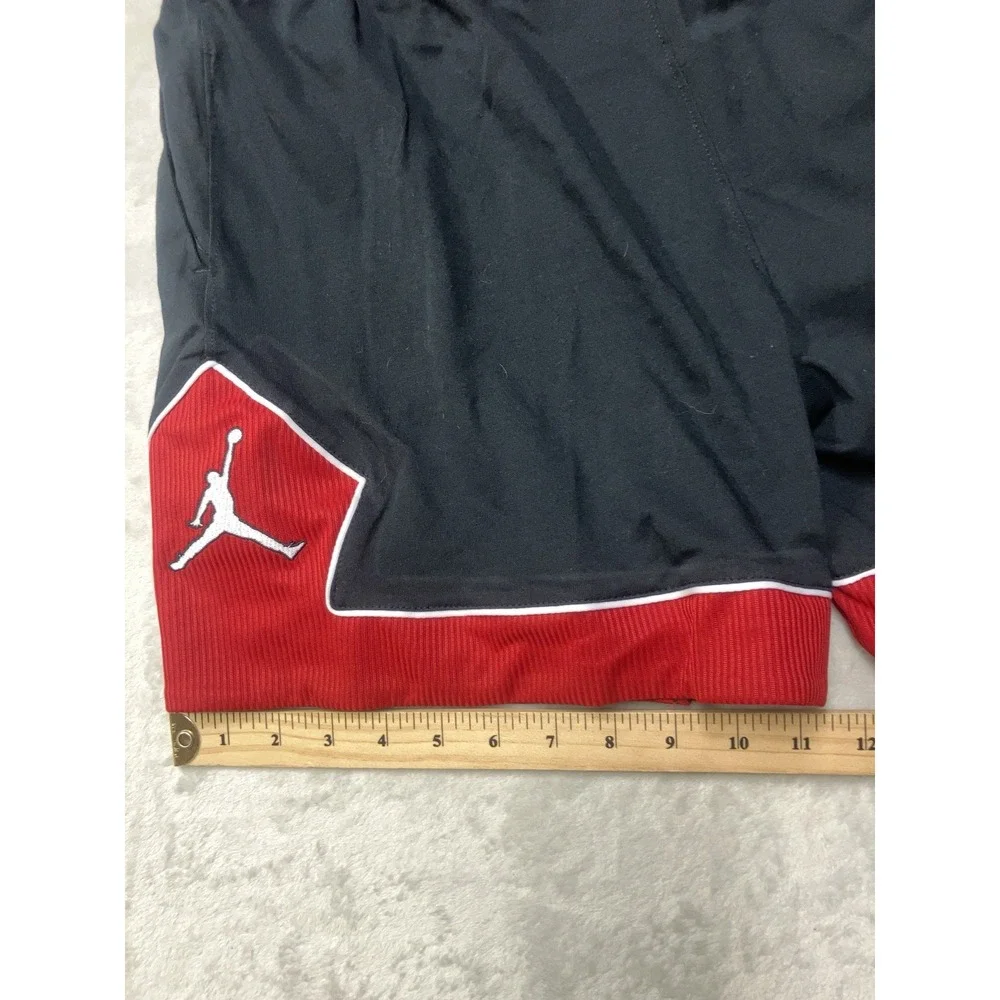 NWT Nike Air Jordan Chicago Diamond Basketball Shorts Women's Size M DZ3352-010
